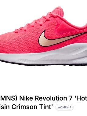 Nike Women’s Training Shoe in Vibrant Pink with Cream Swoosh